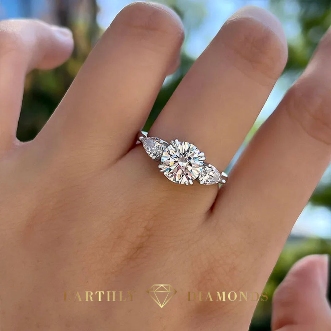 1Ct Round With Pear Ring