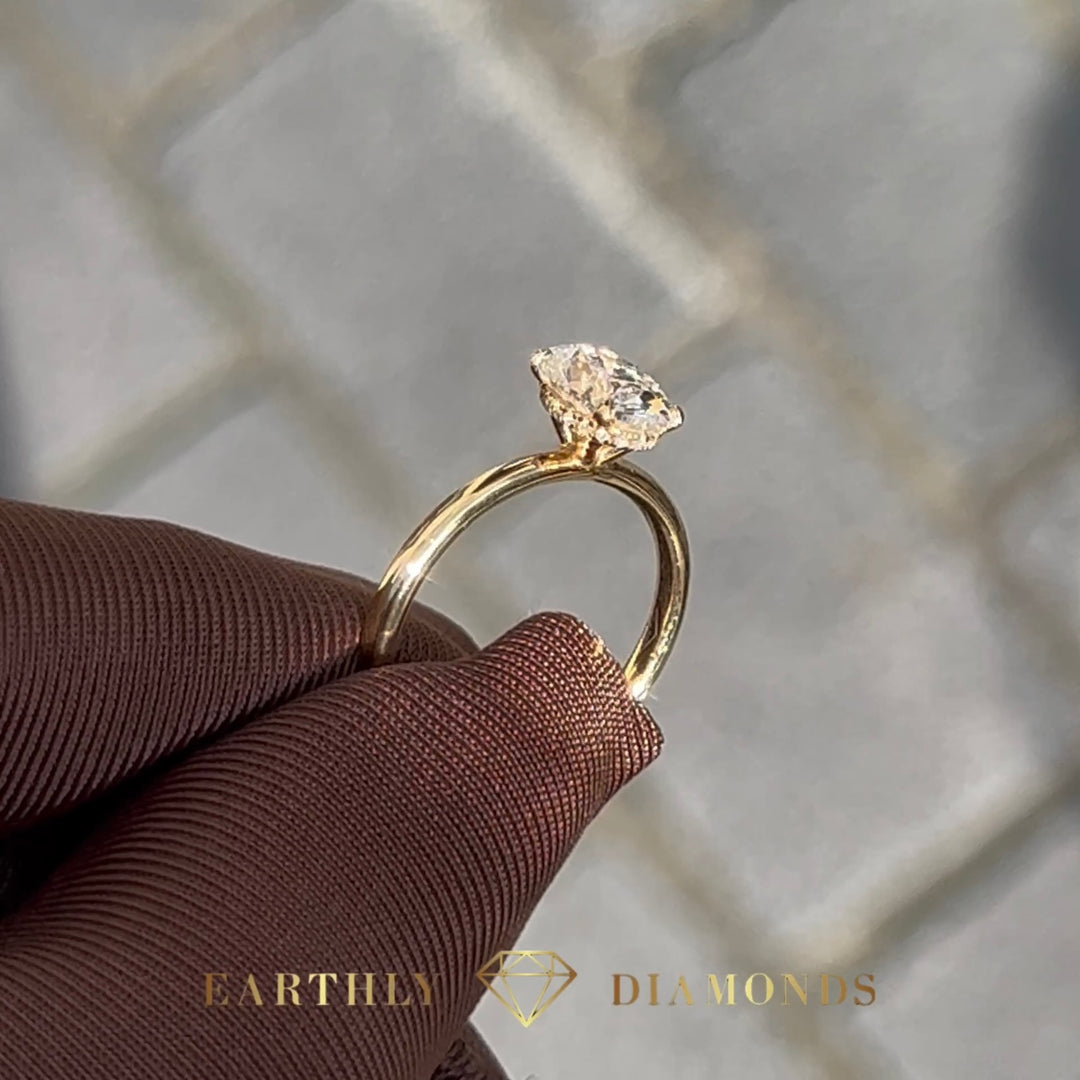 1Ct Solitaire With Halo Oval Ring
