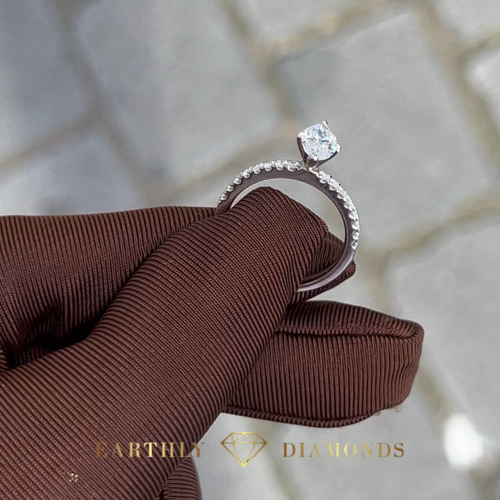 1Ct Marquise With Side Diamond Ring